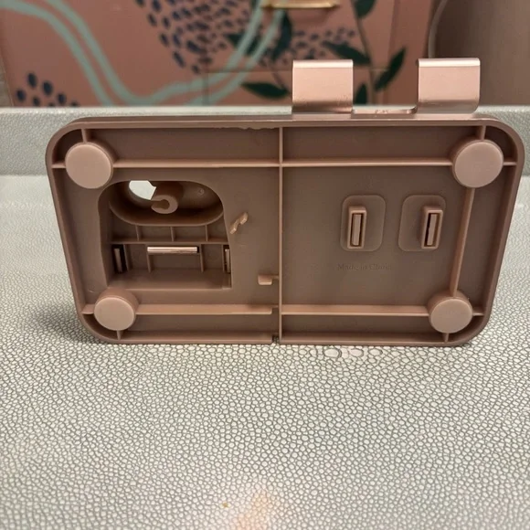 3-in-1 Charging Stand for AirPods, Apple Watch and iPhone - Picture 13 of 13